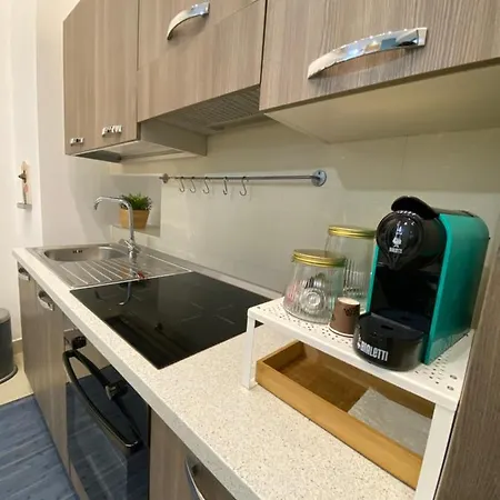 Riman, Appartement Naples
